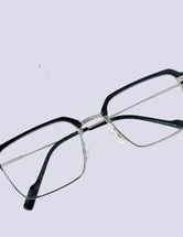 Fashionable LightSensitive Eyeglasses
